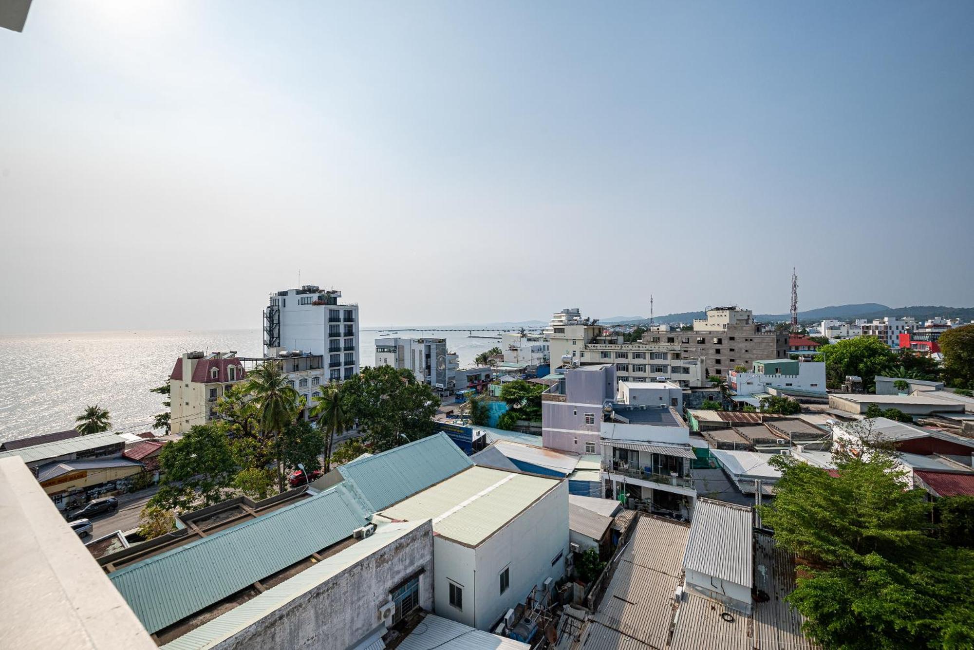 Tahiti Central Seaview - 50M To Night Market Phu Quoc Bilik gambar